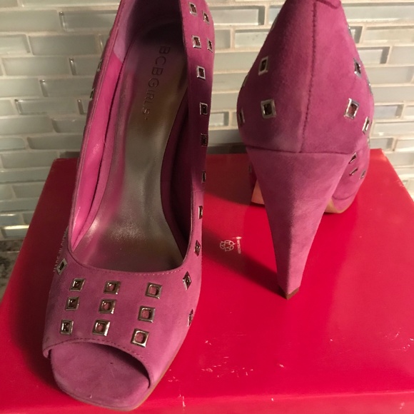 BCBG New Razzrush Suede Platform Peep Toe - Picture 2 of 8